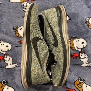 Nine lunarlon running shoes size 12